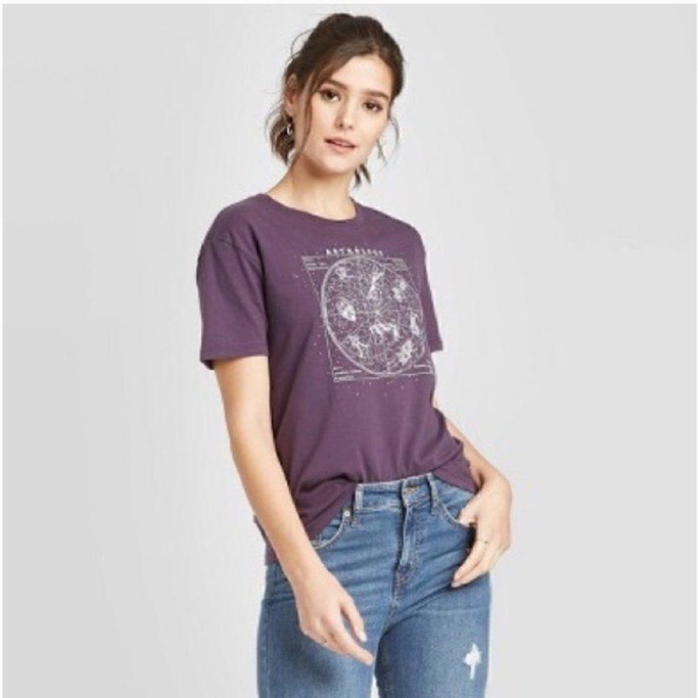 Fifth Sun Astrology Graphic Tee XS